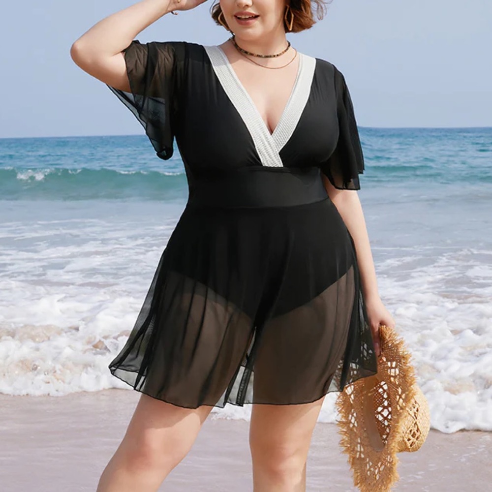 Womens Contrast Lace Knot back mesh ruffle swim dress in black and white size 1X